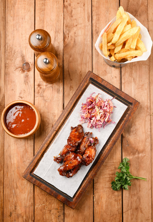 6 STICKY BBQ WINGS