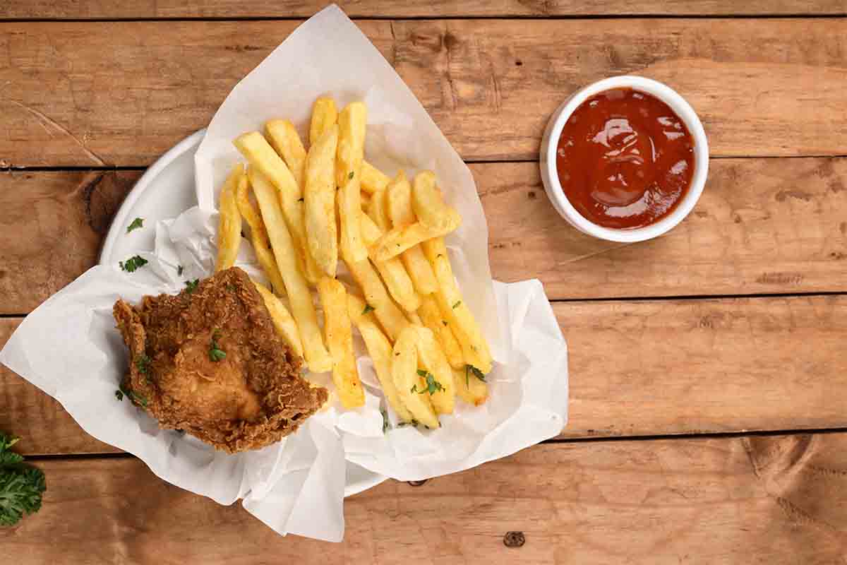 ONE PIECE CHICKEN & CHIPS